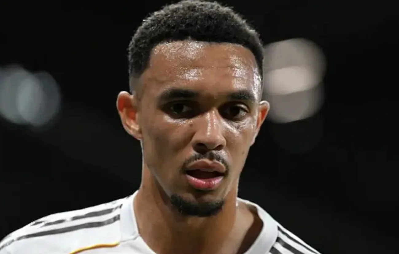 开云官网-BBC：图赫尔观战皇马vs拜仁，目睹阿诺德攻防两端不稳定发挥